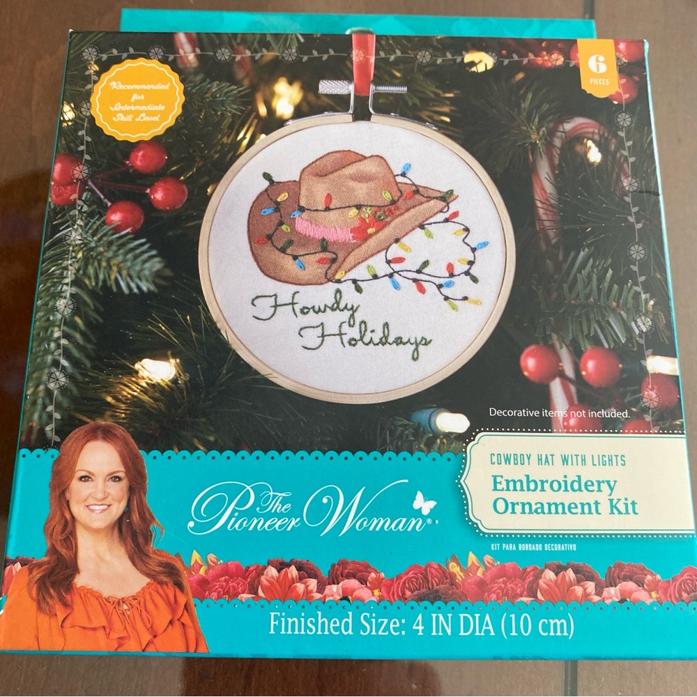 The Pioneer Woman embroidery ornament kit